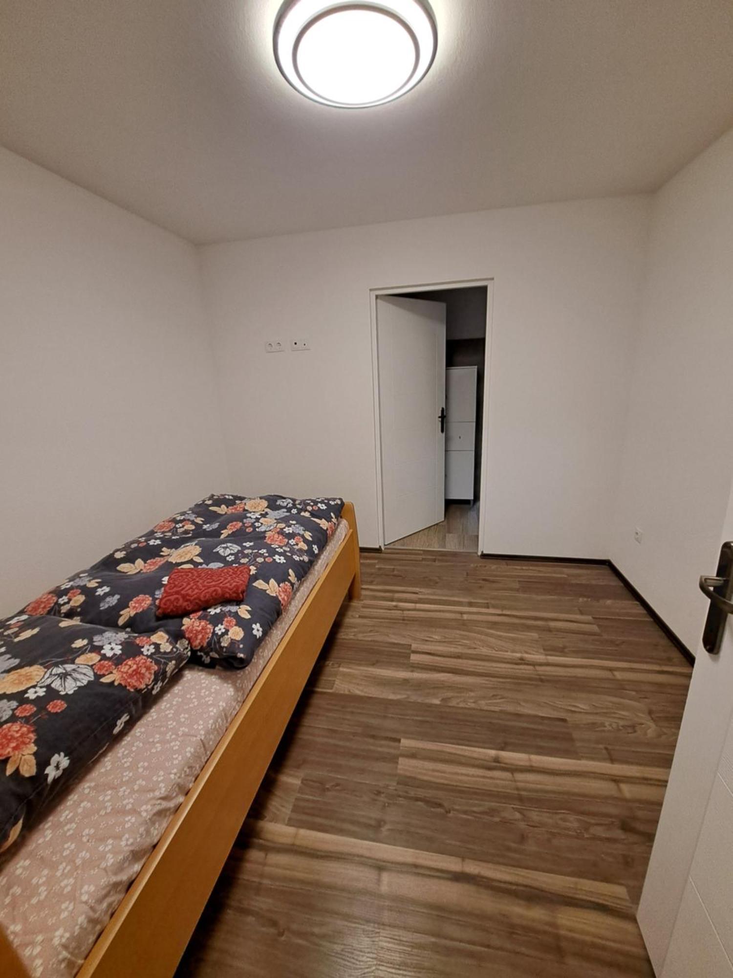 Ferienwohnung Avanzato Neufra Ngoại thất bức ảnh